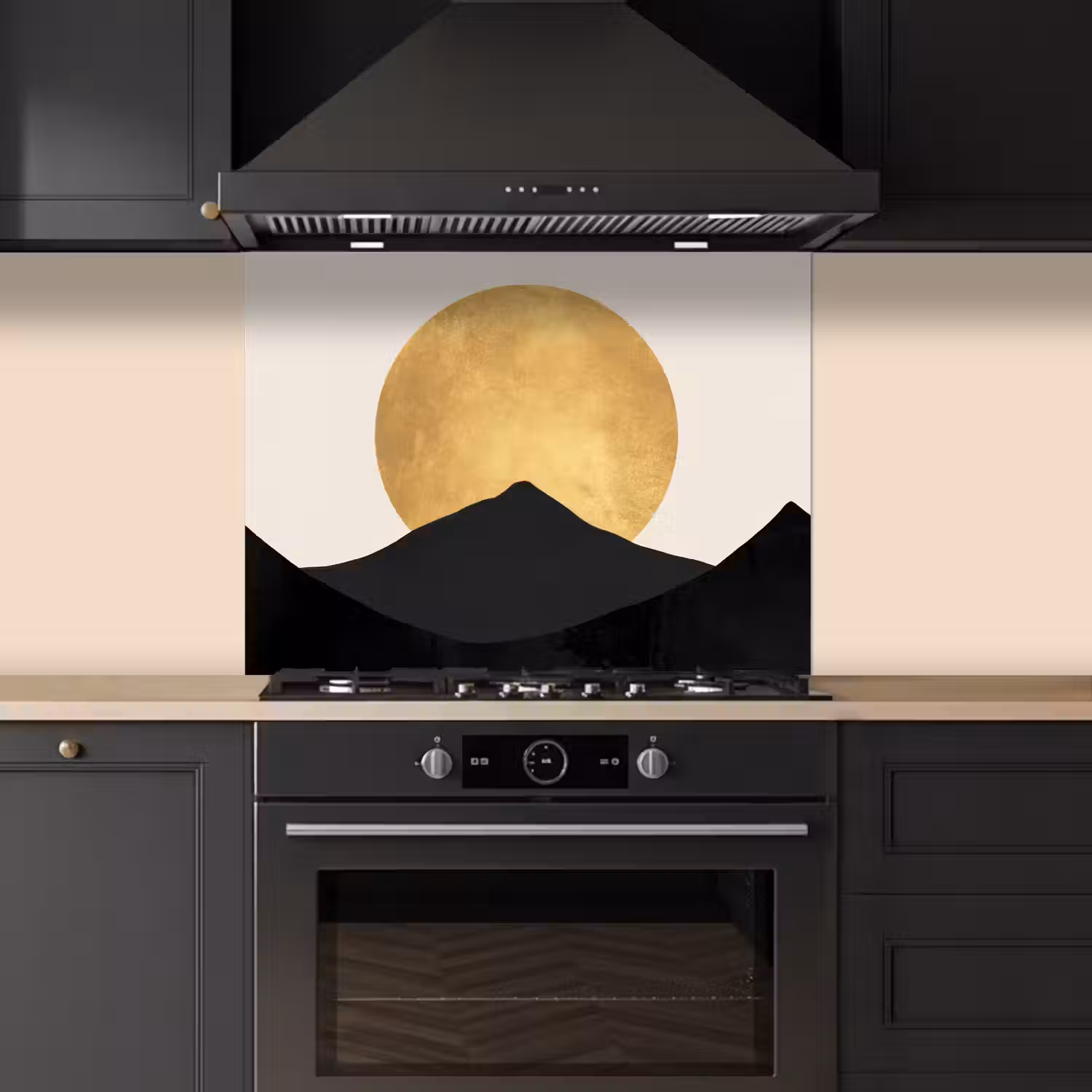 Bergsilhouetten - Gouden cirkel - Beige keuken achterwand spatscherm middel -sfeer1