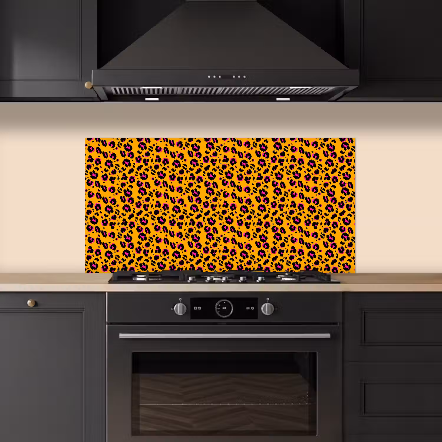 Oranje - Roze - Panterprint keuken achterwand spatscherm middel 899 -sfeer1