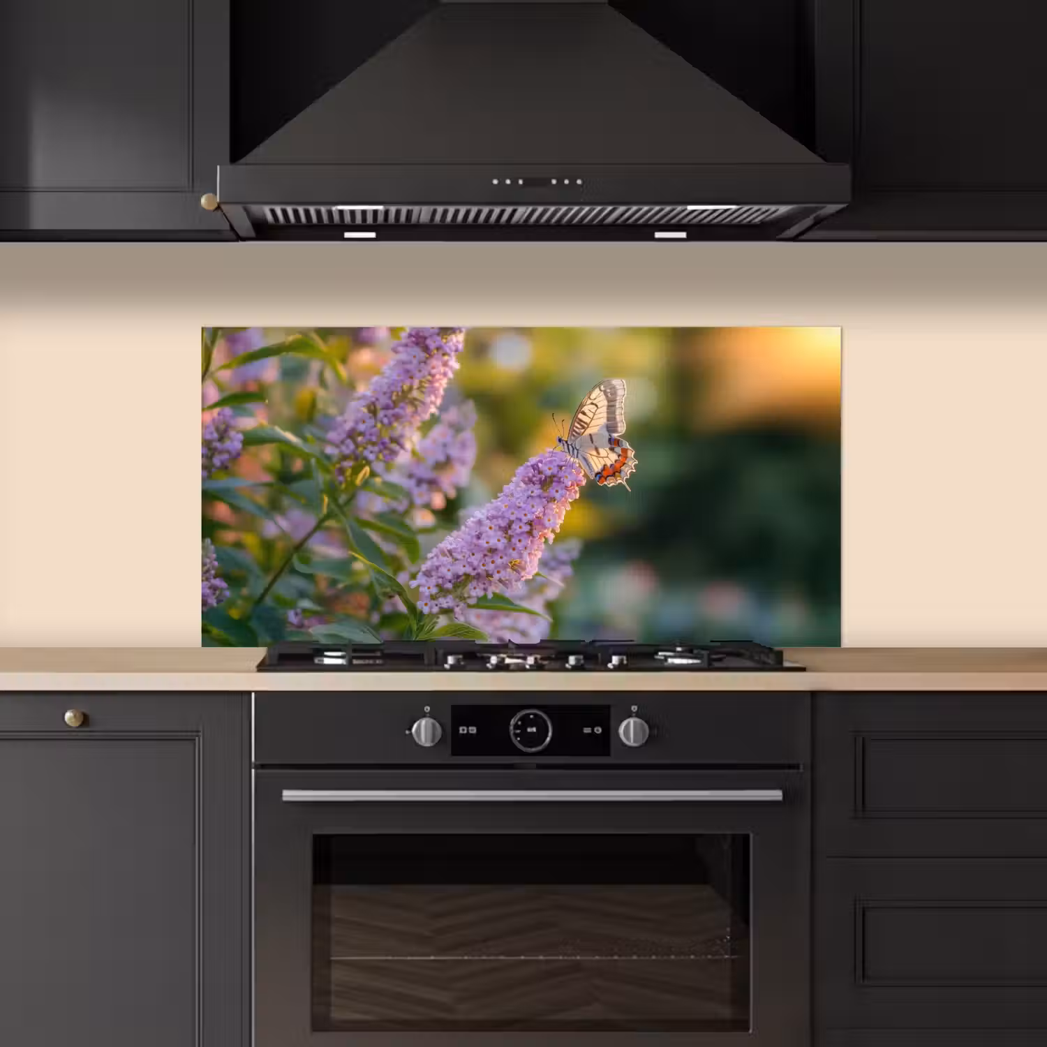 Sierlijke - Vlinder - Paarse - Bloemen keuken achterwand spatscherm middel -sfeer1