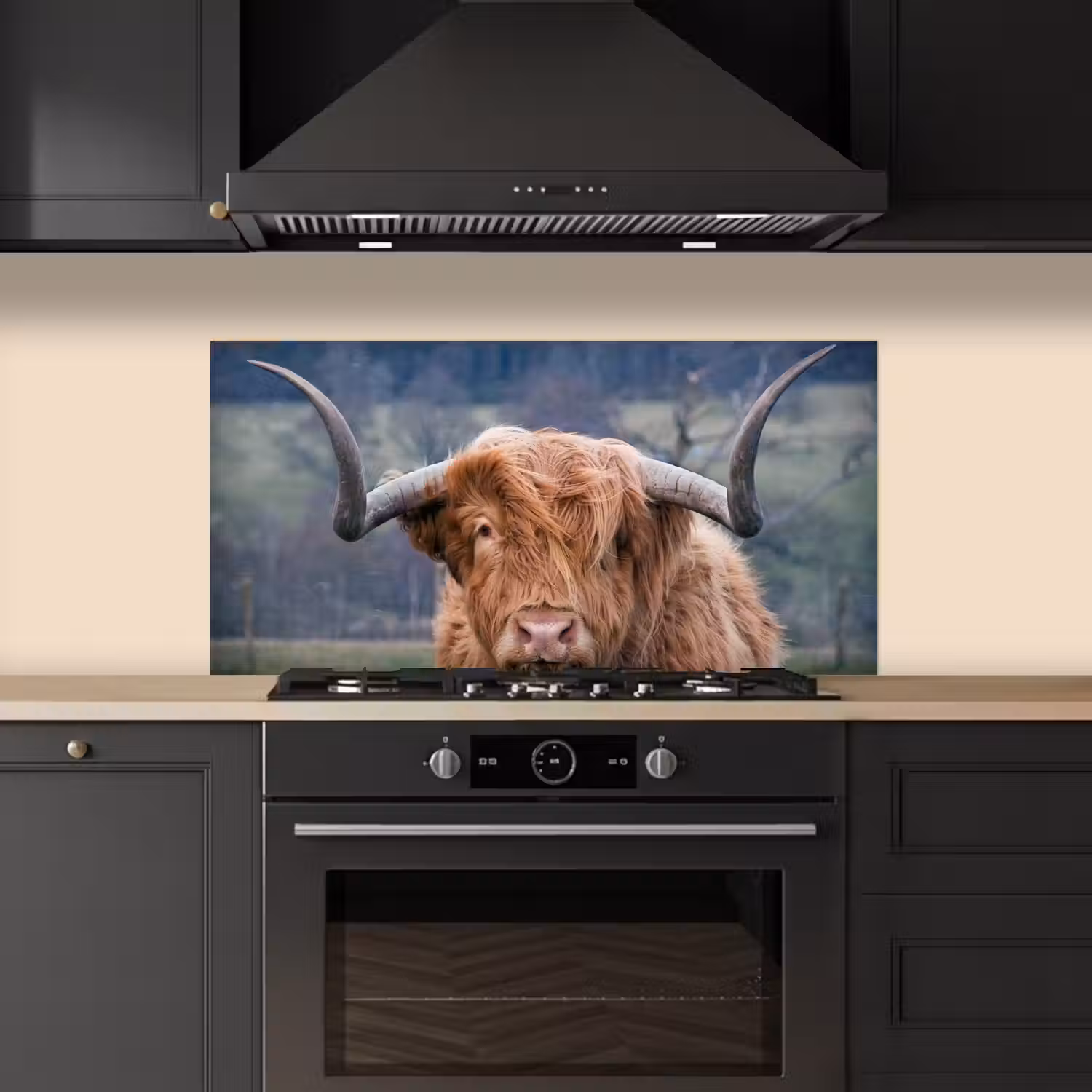 Schotse Hooglander - Koeienkop - Landschap - Natuur - Koe keuken achterwand spatscherm middel -sfeer1