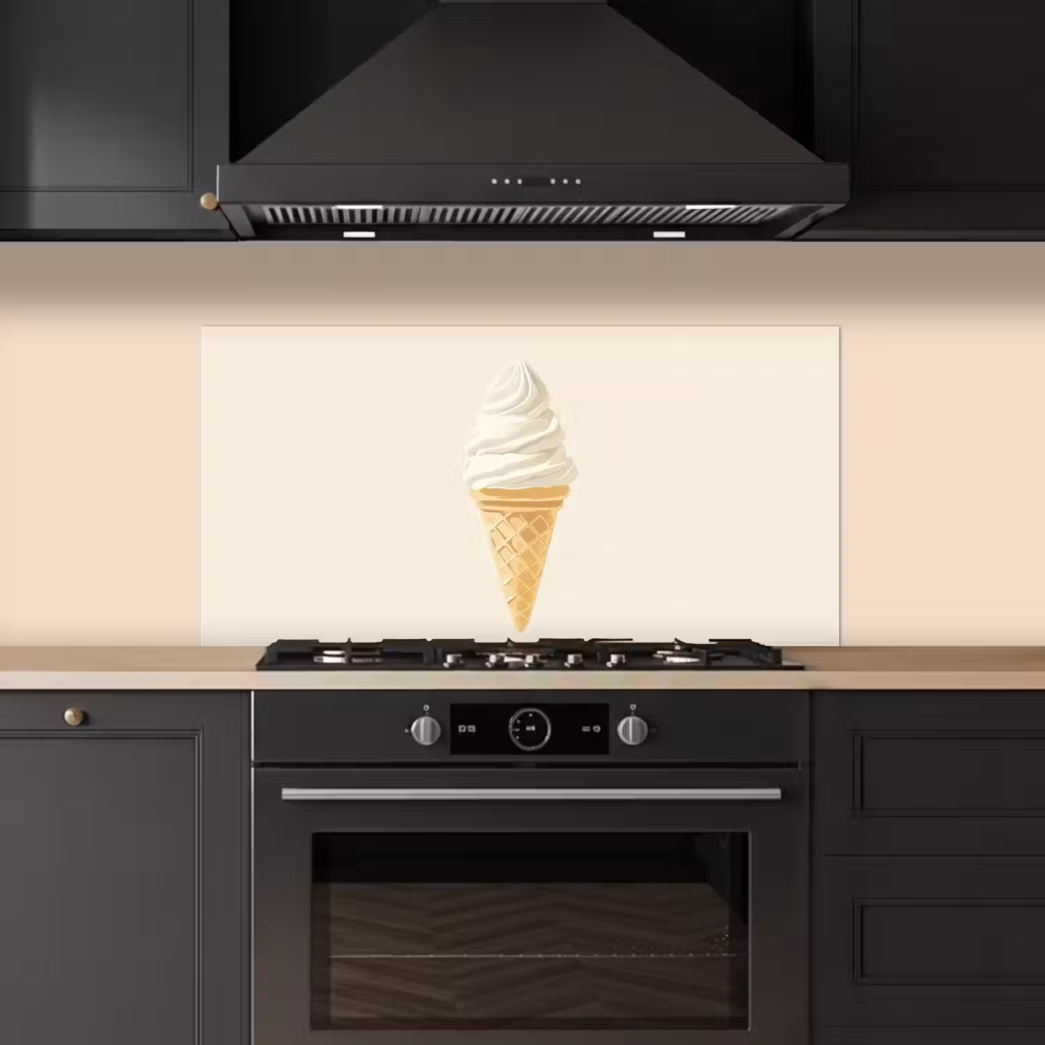 Softijs - Hoorntje - Wit keuken achterwand spatscherm middel -sfeer1
