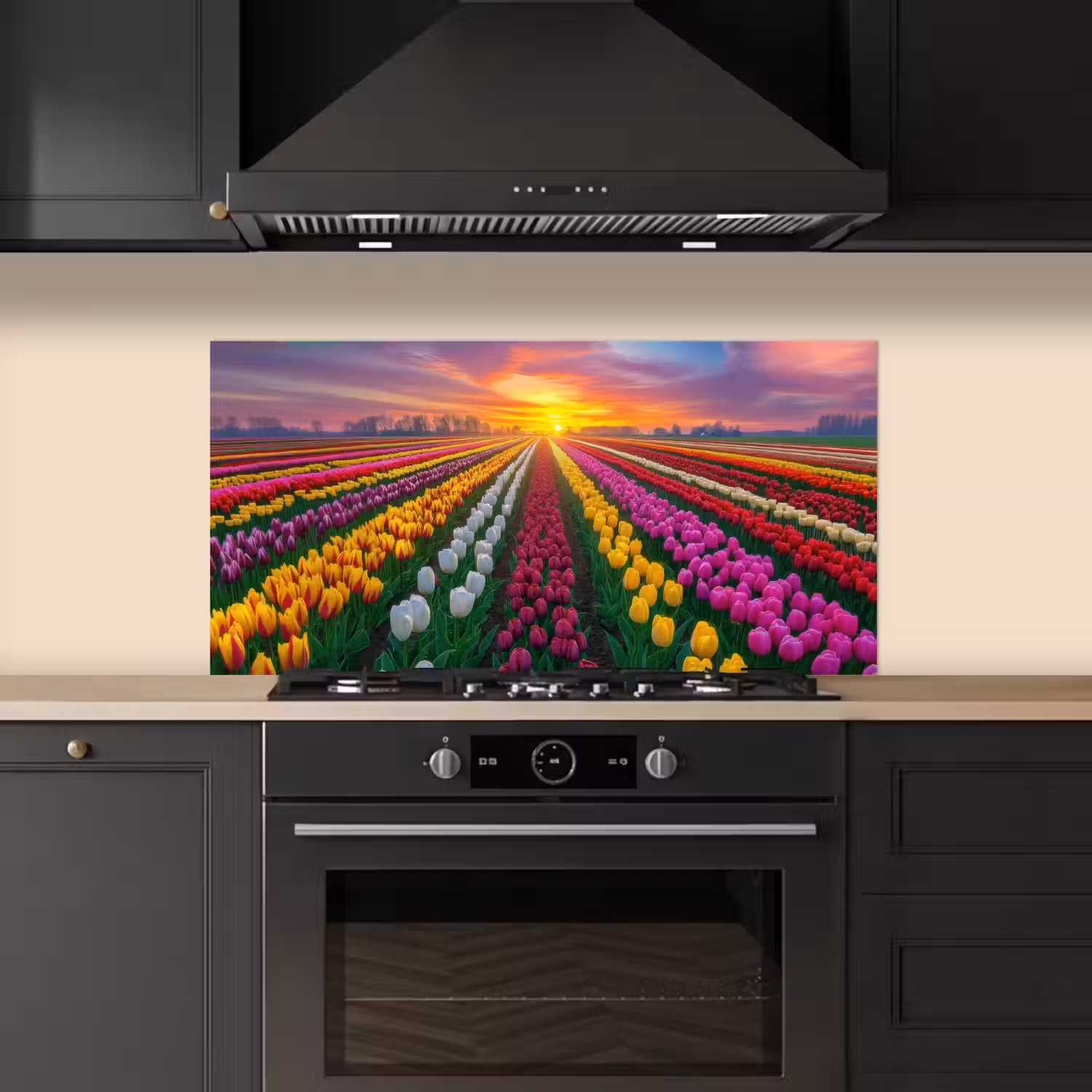 Tulpenveld - Zonsondergang - Kleurrijk keuken achterwand spatscherm middel -sfeer1