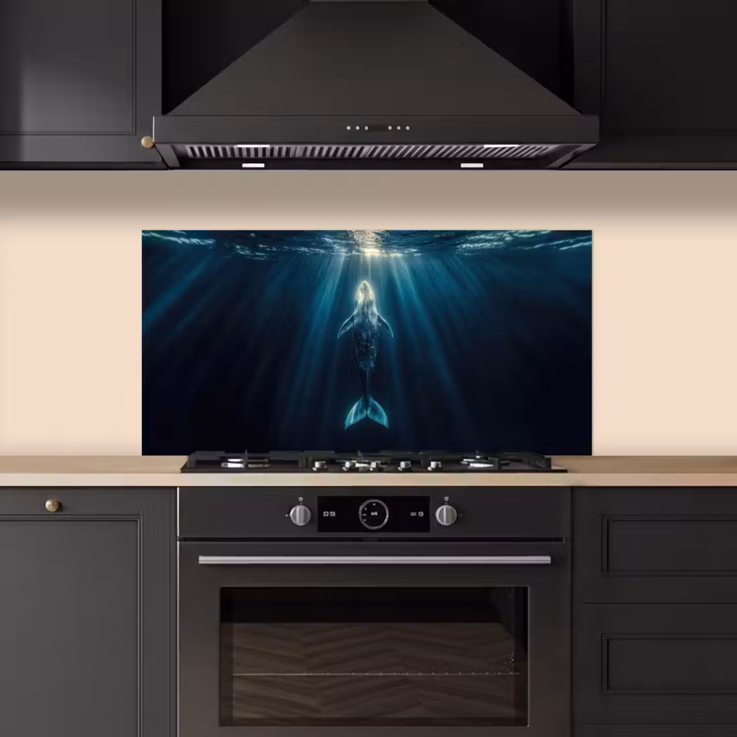 Walvis - Water - Zonnestralen - Blauw keuken achterwand spatscherm middel -sfeer1