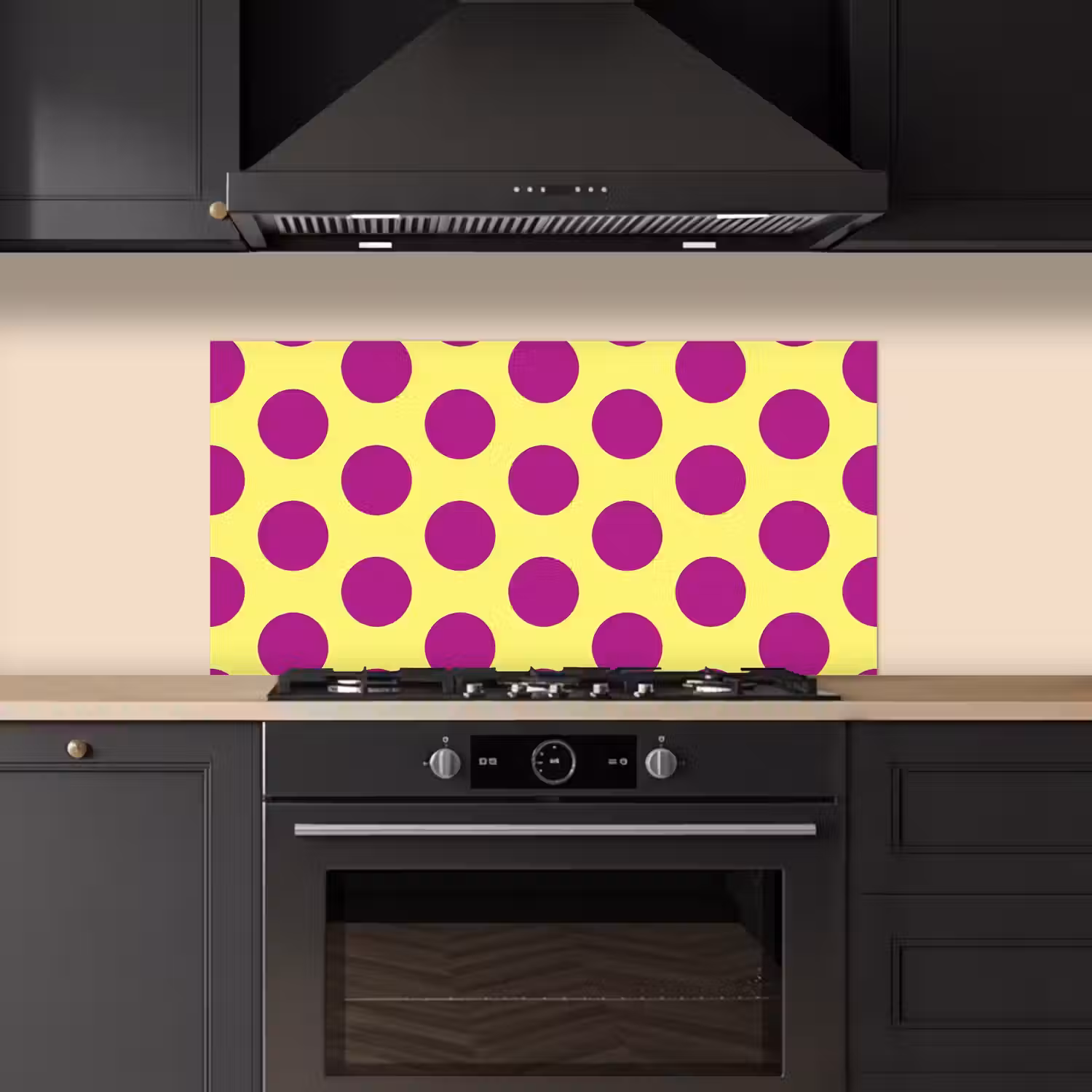 Dots - Klassiek - Geel keuken achterwand spatscherm middel 899 -sfeer1