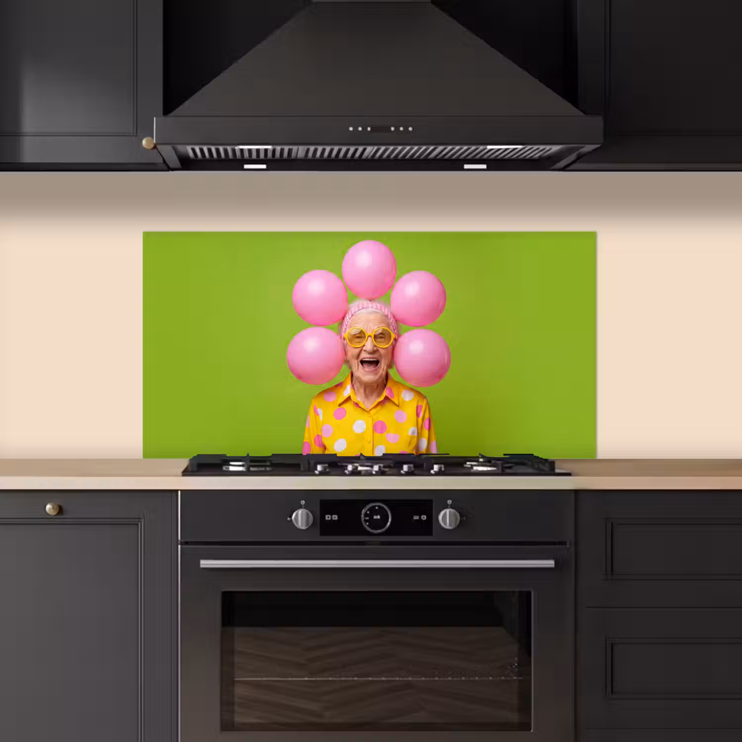 Mens - Ballonnen - Feest - Kleurrijk - Roze keuken achterwand spatscherm middel -sfeer1