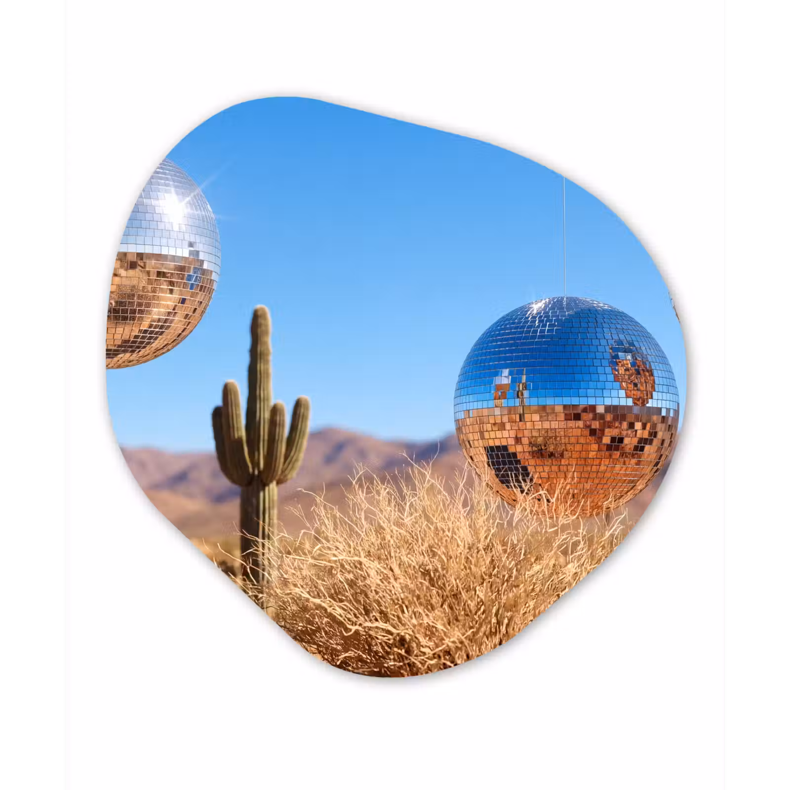 Organic painting - Aluminum -. Desert - Mirror Ball - Art - Woestijn - Spiegelbal - Kunst Wandcirkel Organisch Aluminium middel
