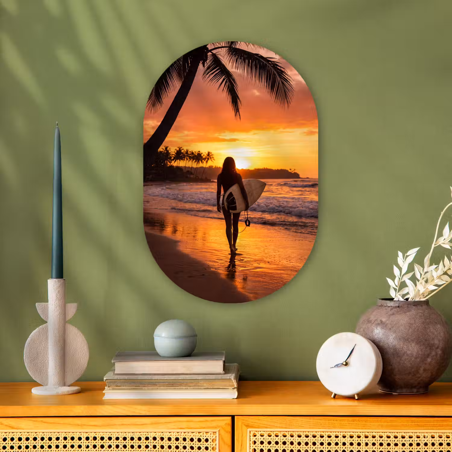 Vrouw - Surfplank - Strand - Zonsondergang - Oranje Wandcirkel Ovaal Forex klein -sfeer2
