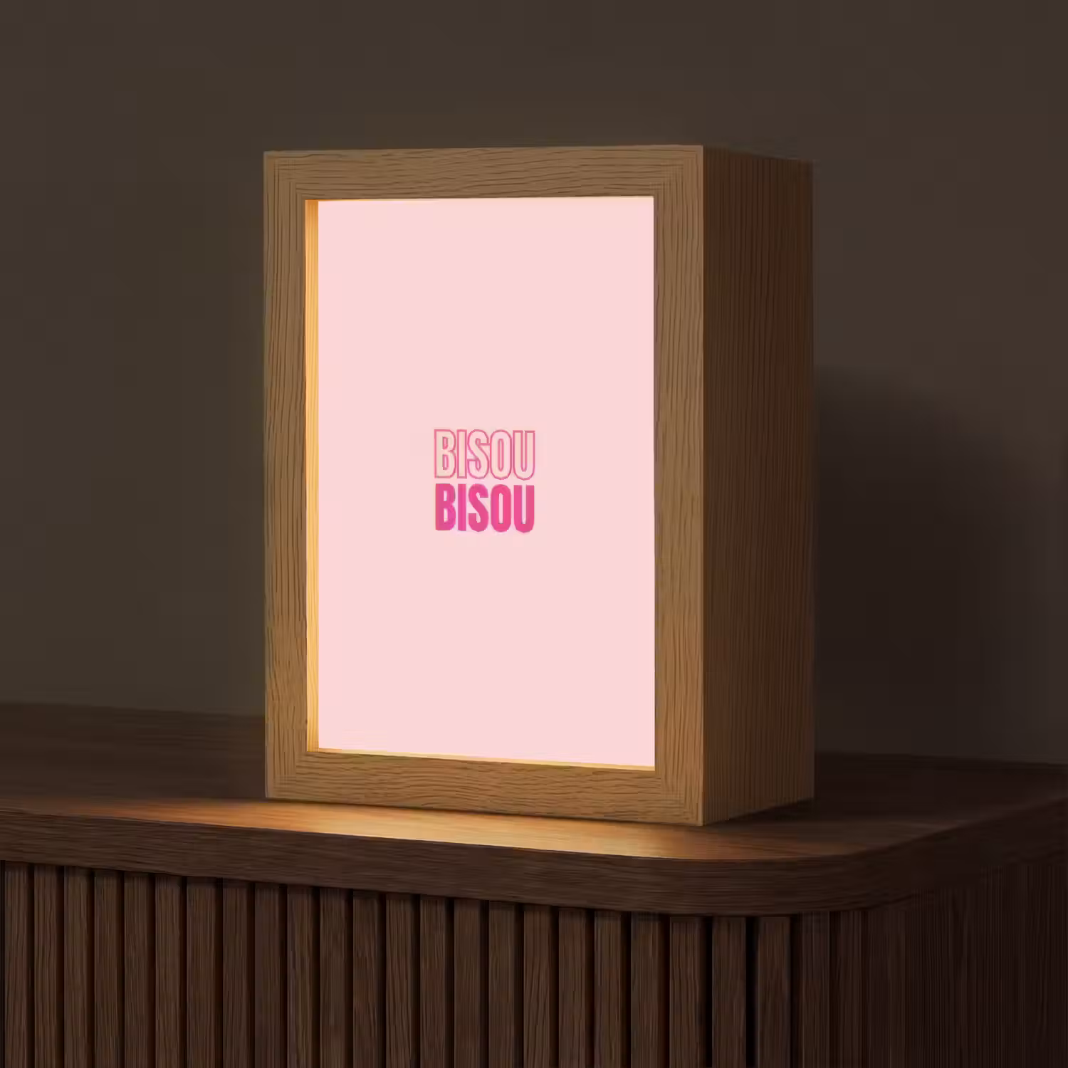 Bisou - Roze - Minimalistisch Light Box met kabel (Tafellamp) klein -z3d_website