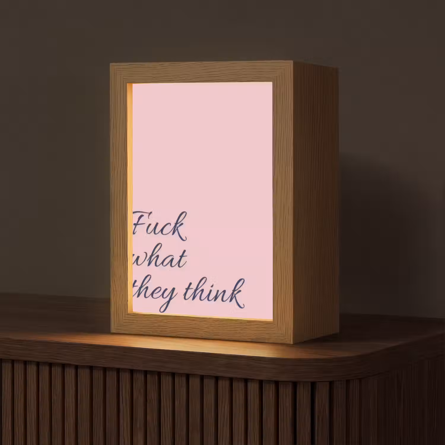Fuck what they think - Roze - Minimalistisch Light Box met kabel (Tafellamp) klein -z3d_website