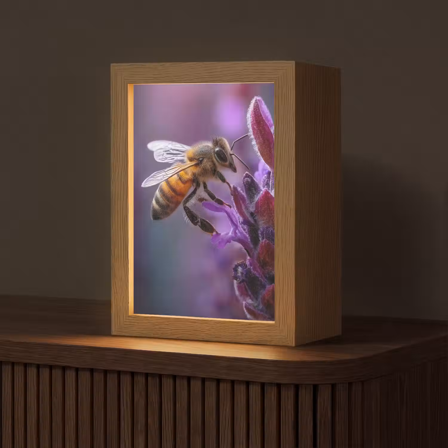Honingbij - Paarse bloemen - Details Light Box met kabel (Tafellamp) klein -z3d_website