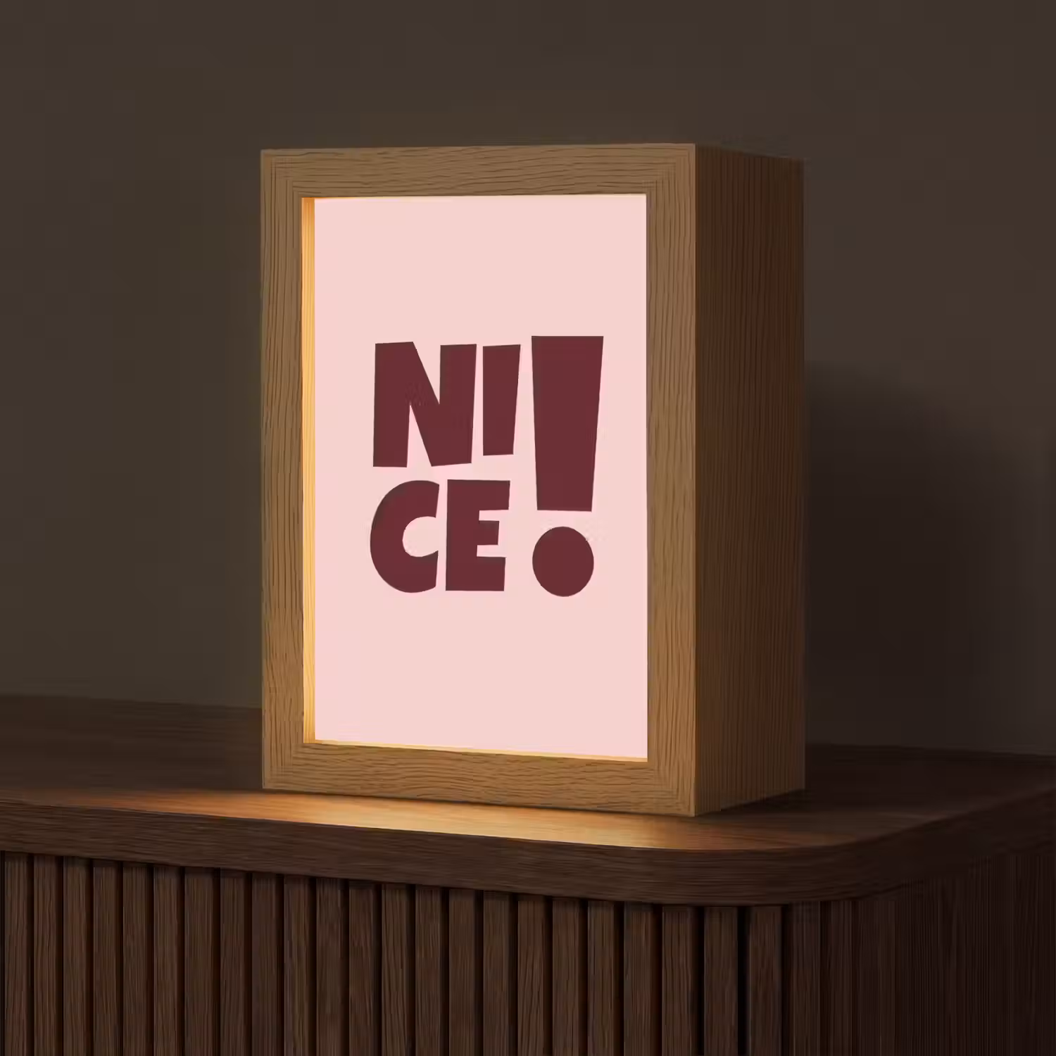 Nice - Uitroepteken - Roze Light Box met kabel (Tafellamp) klein -z3d_website