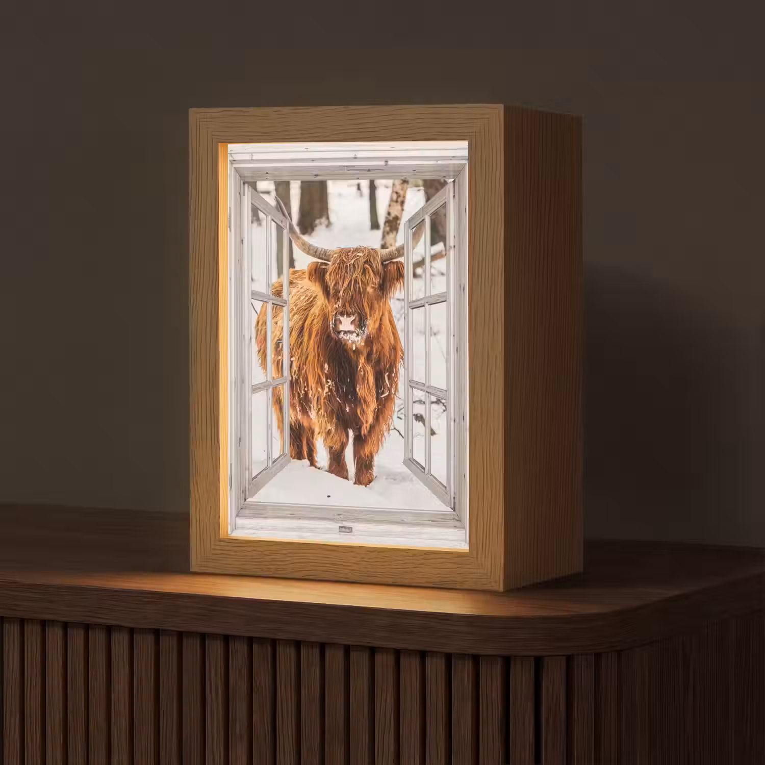 Schotse Hooglander - Sneeuw - Winter - Natuur - Dier - Doorkijk - Landelijk Light Box met kabel (Tafellamp) klein -z3d_website