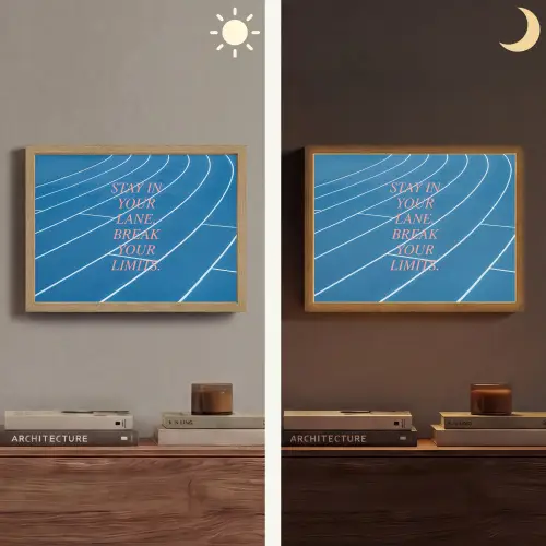 Atletiekbaan - Blauw - Tekst -Roze Light Box met batterij (Wandlamp) middel -sfeer3