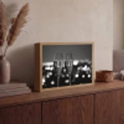 Bubbels - Proosten - Champagneglazen - Stadslichten Light Box met batterij (Wandlamp) middel -sfeer2