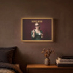 Koffie - Vrouw - Middelvinger Light Box met batterij (Wandlamp) middel -sfeer4