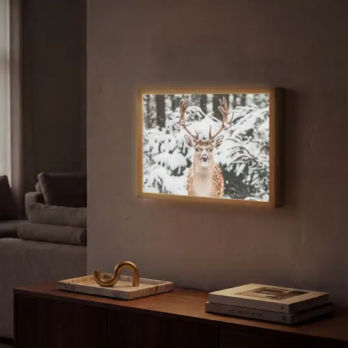 Hert - Sneeuw - Winter - Bos - Dieren Light Box met batterij (Wandlamp) middel -sfeer1