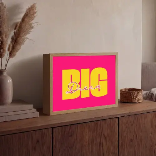 Dream big - Roze - Geel - Minimalistisch Light Box met batterij (Wandlamp) middel -sfeer2