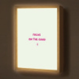 Focus - Beige - Roze - Smiley Light Box met batterij (Wandlamp) middel -z3d_website