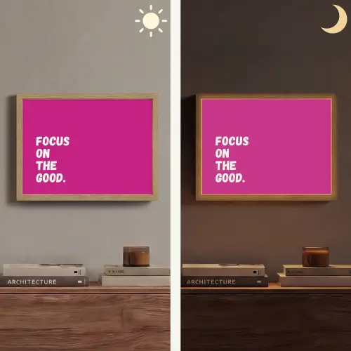 Focus on the good - Roze - Simple Light Box met batterij (Wandlamp) middel -sfeer3