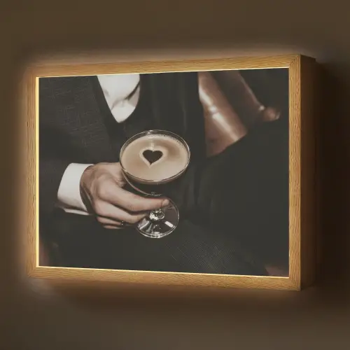 Hartje - Cocktail - Espresso Martini - Hand Light Box met batterij (Wandlamp) middel -z3d_website