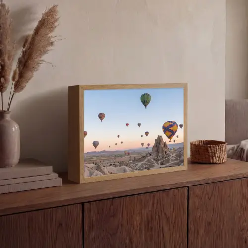 Luchtballonnen - Rotsen - Zonsopgang Light Box met batterij (Wandlamp) middel -sfeer2