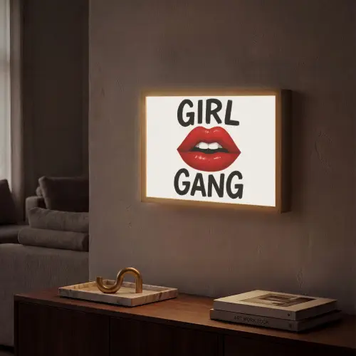 Lip - Girl - Rood - Letters Light Box met batterij (Wandlamp) middel -sfeer1