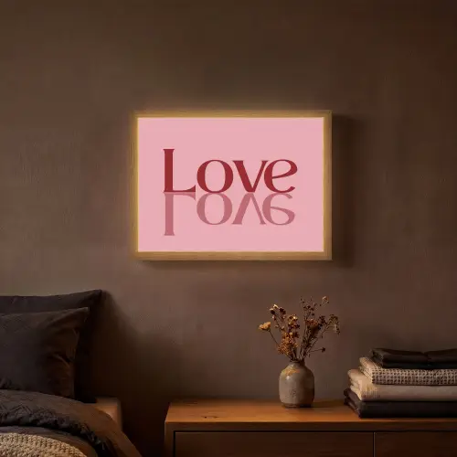 Love - Roze - Spiegeling Light Box met batterij (Wandlamp) middel -sfeer4
