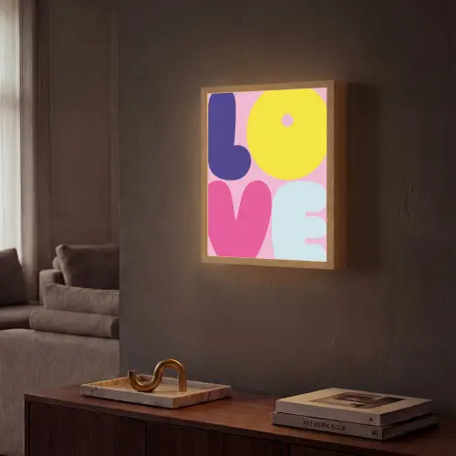Love - Valentijn - Kleurrijk Light Box met batterij (Wandlamp) middel -sfeer1