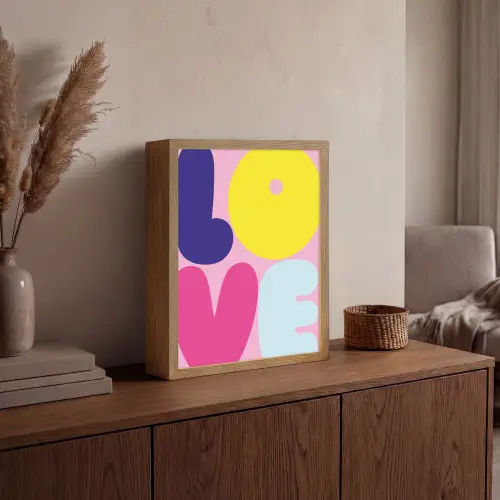 Love - Valentijn - Kleurrijk Light Box met batterij (Wandlamp) middel -sfeer2