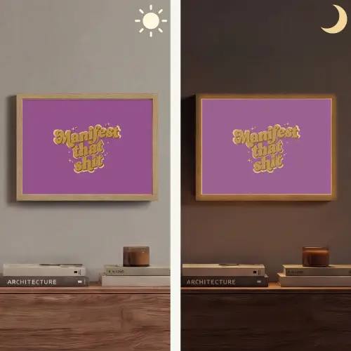 Manifest that shit - Paars - Glitter Light Box met batterij (Wandlamp) middel -sfeer3