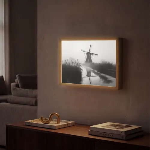 Molen - Weerspiegeling - Landschap - Water Light Box met batterij (Wandlamp) middel -sfeer1