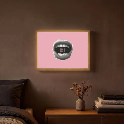 Mond - BLAH BLAH - Roze Light Box met batterij (Wandlamp) middel -sfeer4