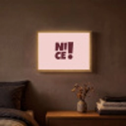 Nice - Uitroepteken - Roze Light Box met batterij (Wandlamp) middel -sfeer4