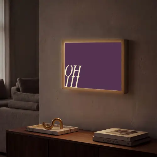 Oh hi - Paars - Cursief Light Box met batterij (Wandlamp) middel -sfeer1