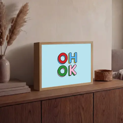 Oh ok - Blauw - Kleurrijk Light Box met batterij (Wandlamp) middel -sfeer2