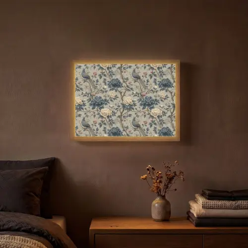 Pauw - Bloemen - Blauw Light Box met batterij (Wandlamp) middel 907 -sfeer4