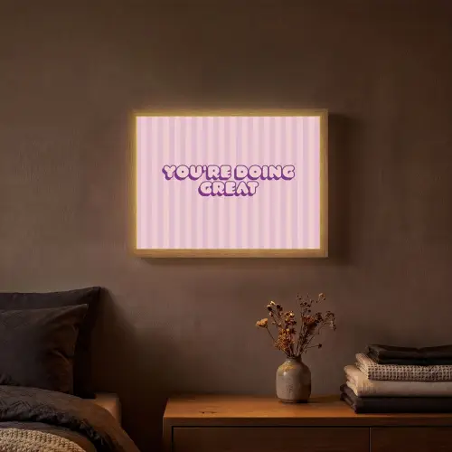 Paars - Strepen - You're doing great - Schaduw Light Box met batterij (Wandlamp) middel -sfeer4