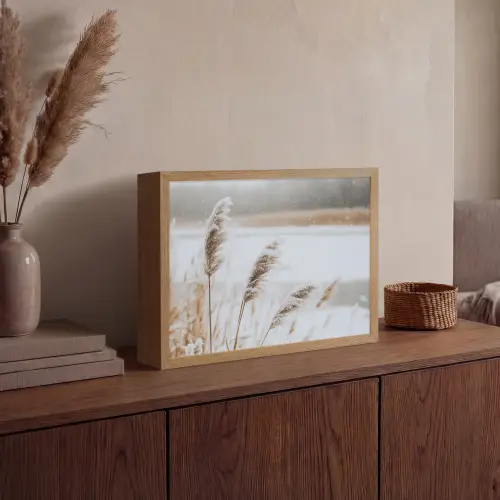 Riet - Meer - Winter - Natuur - Sneeuw - Beige Light Box met batterij (Wandlamp) middel -sfeer2