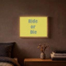 Ride or die - Geel - Blauw Light Box met batterij (Wandlamp) middel -sfeer4