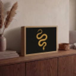 Slang - Minimalistisch - Goud Light Box met batterij (Wandlamp) middel -sfeer2