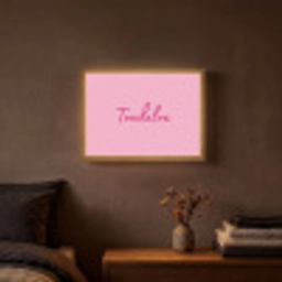 Toedeloe - Roze - Minimalistisch Light Box met batterij (Wandlamp) middel -sfeer4