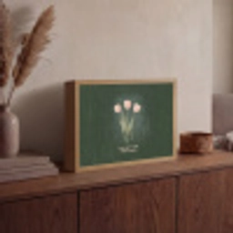 Tulpen - Roze - Tekst - Love Light Box met batterij (Wandlamp) middel -sfeer2