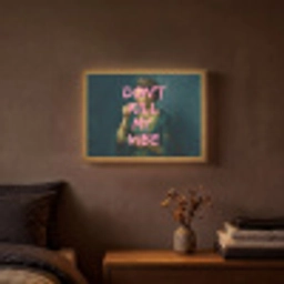 Vrouw - Portret - Kroon Light Box met batterij (Wandlamp) middel -sfeer4
