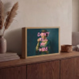 Vrouw - Portret - Kroon Light Box met batterij (Wandlamp) middel -sfeer2