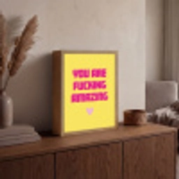 Geel - Valentijn - Tekst Light Box met batterij (Wandlamp) middel -sfeer2