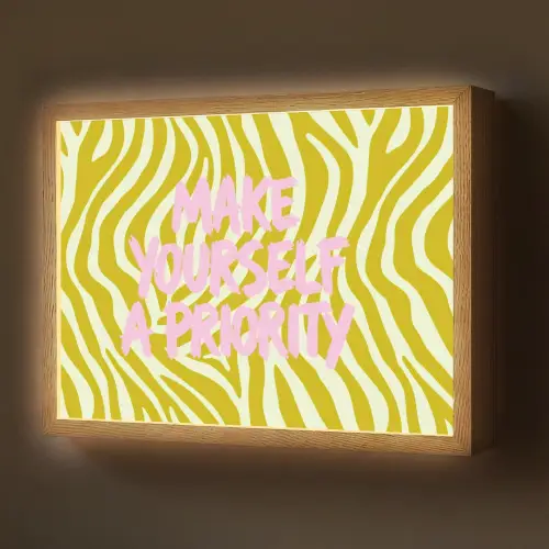Zebraprint - Priority - Roze Light Box met batterij (Wandlamp) middel -z3d_website