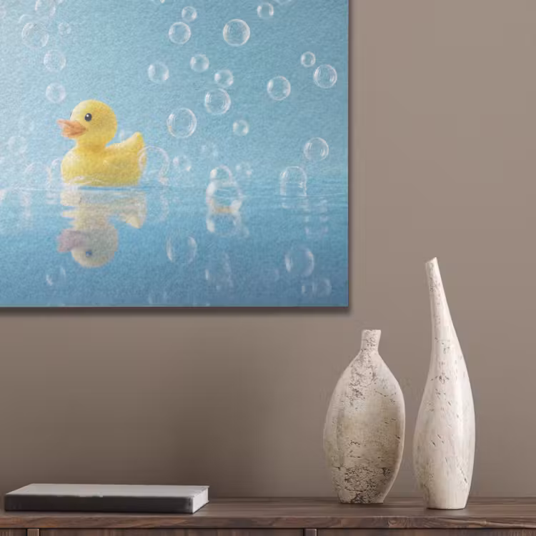 Bubbels - Badeend - Geel PET vilt klein -sfeer6_closeup