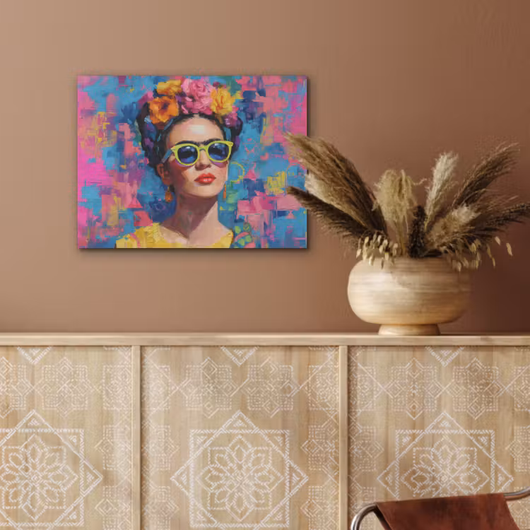 Vrolijk portret - Vrouw - Bloemenkroon PET vilt klein -sfeer4