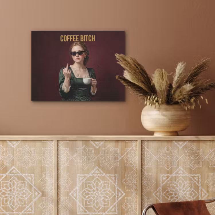 Koffie - Vrouw - Middelvinger PET vilt klein -sfeer4