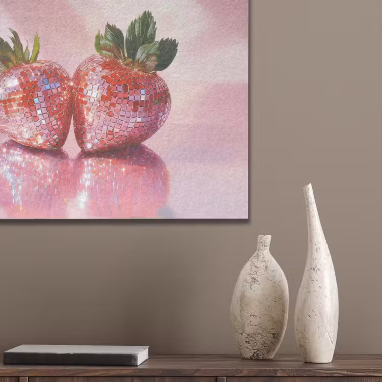 Disco - Fruit - Glitter - Strawberry PET vilt klein -sfeer6_closeup